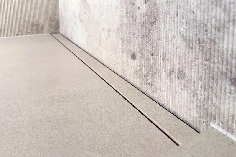 Odpływ przyścienny do zabudowy płytką - LINE PRO