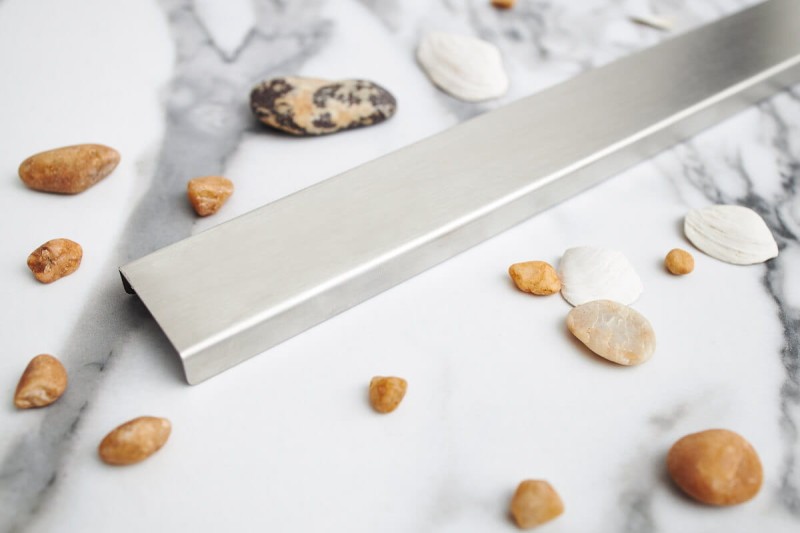 Maskownica dekoracyjna super niskiego odpływu łazienkowego