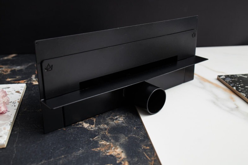 Super niski odpływ ścienny czarny WALL PRO Soft Black